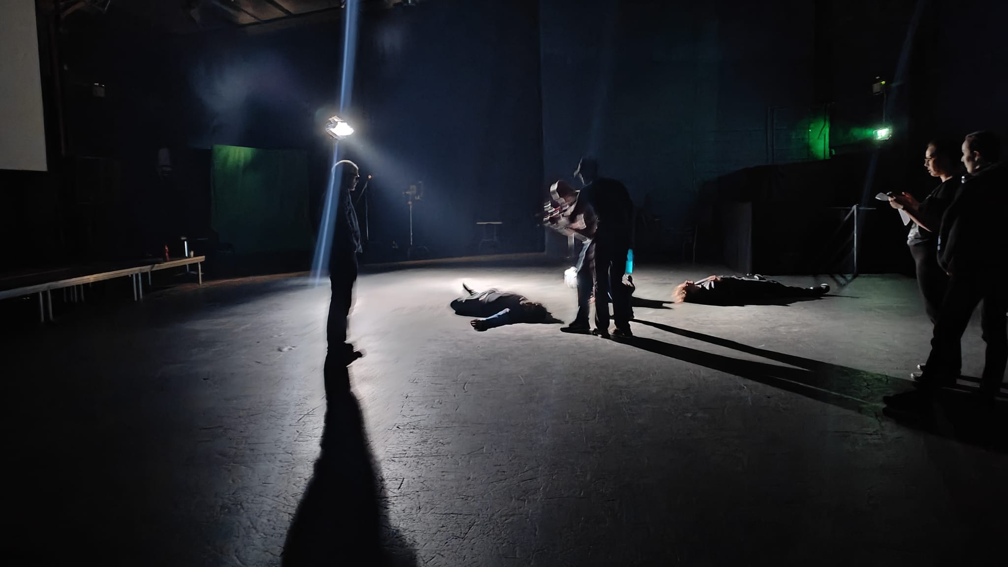 Behind the scenes 3